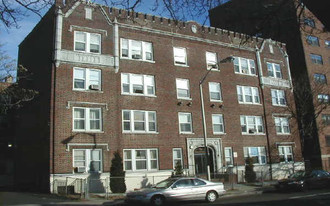 76 Washington St Apartments