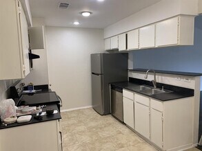 7503 St Amant Pl in Austin, TX - Building Photo - Building Photo