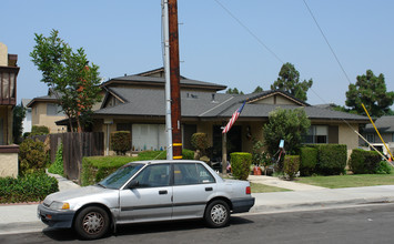 16631 Lynn St in Huntington Beach, CA - Building Photo - Building Photo