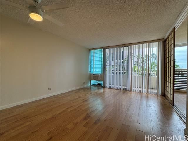 1676 Ala Moana Blvd in Honolulu, HI - Building Photo - Building Photo