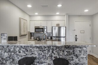 5000 S Sandestin Blvd in Miramar Beach, FL - Building Photo - Building Photo