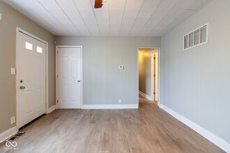 4101 Alberta St in Indianapolis, IN - Building Photo - Building Photo