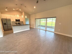 239 Brickell St SE in Palm Bay, FL - Building Photo - Building Photo