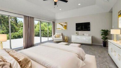 48 Bayou Pointe Dr in Houston, TX - Building Photo - Building Photo