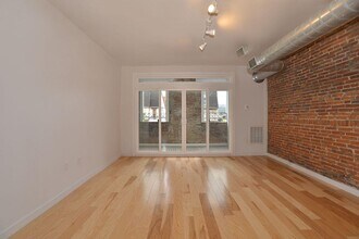 1713 Locust St, Unit 1 in Pittsburgh, PA - Building Photo - Building Photo