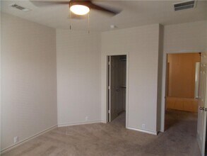 20961 Mandrake Dr in Pflugerville, TX - Building Photo - Building Photo