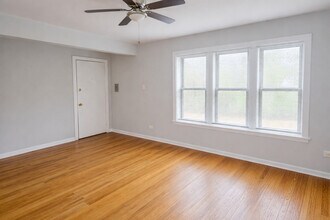 2125 E 67th St in Chicago, IL - Building Photo - Building Photo