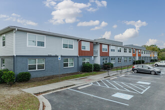 Bridgeview Village in Charleston, SC - Building Photo - Building Photo