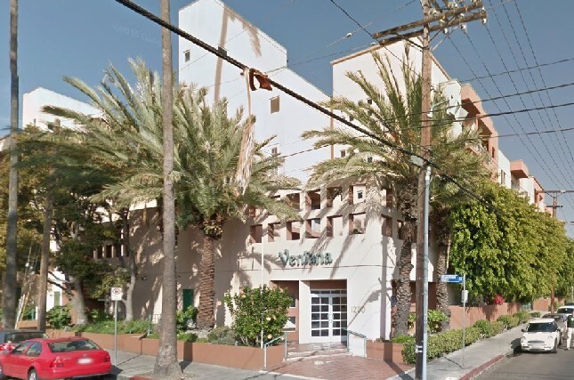 1200 Mansfield N Ave, Unit 208 in Los Angeles, CA - Building Photo