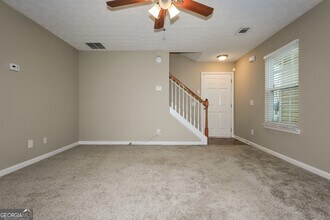 815 Lakeside Cir in Covington, GA - Building Photo - Building Photo