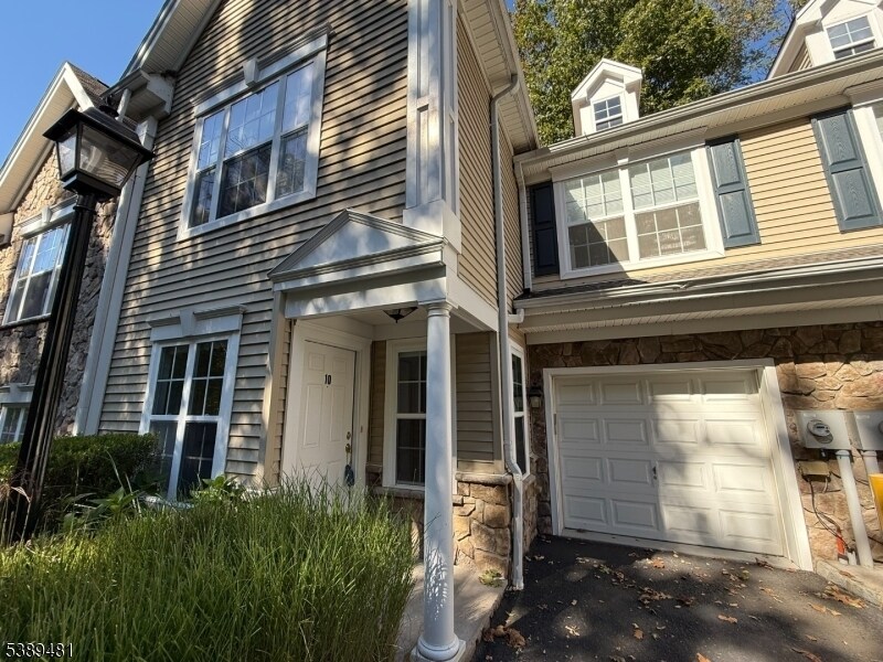 53 Division Ave in Summit, NJ - Building Photo