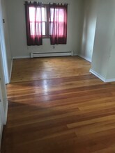 192 Park St, Unit 1 in Burlington, VT - Foto de edificio - Building Photo