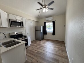 12094 Coachman Ln in Moreno Valley, CA - Building Photo - Building Photo