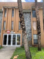 1230 W 54th St in Hialeah, FL - Building Photo