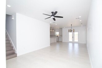 530 Silvana Dr in Laredo, TX - Building Photo - Building Photo