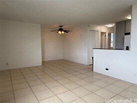 94-246-246 Leoku St in Waipahu, HI - Building Photo