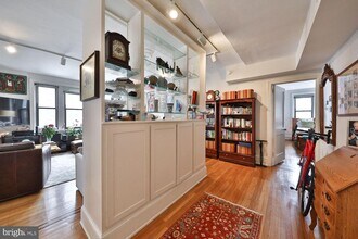 250 S 17th St-Unit -601 in Philadelphia, PA - Building Photo - Building Photo