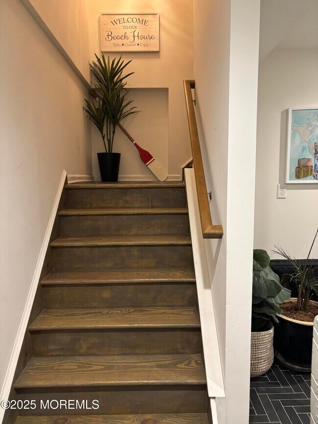 304 6th Ave in Seaside Heights, NJ - Building Photo - Building Photo