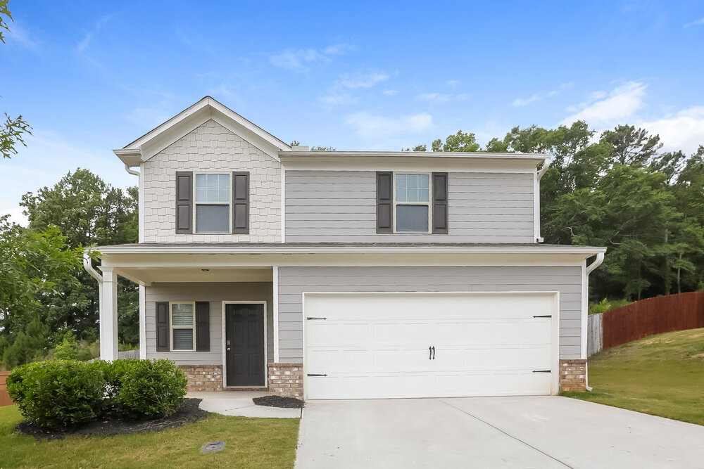 1044 Sutherland Dr in Winder, GA - Building Photo