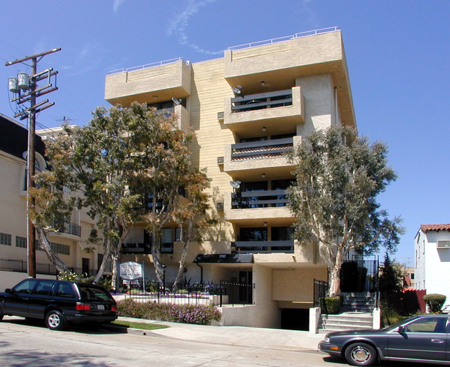 Amherst Apartments in Los Angeles, CA - Building Photo - Building Photo