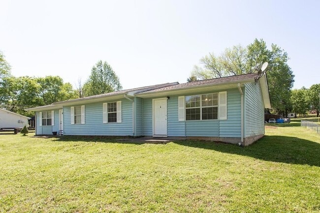 5571 Tallant Rd in Collegedale, TN - Building Photo - Building Photo