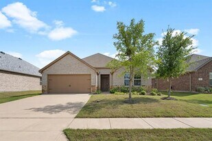 917 Dewy Glen Ln in Princeton, TX - Building Photo