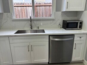 1080 Clark Ave-Unit -1080 in San Bruno, CA - Building Photo - Building Photo