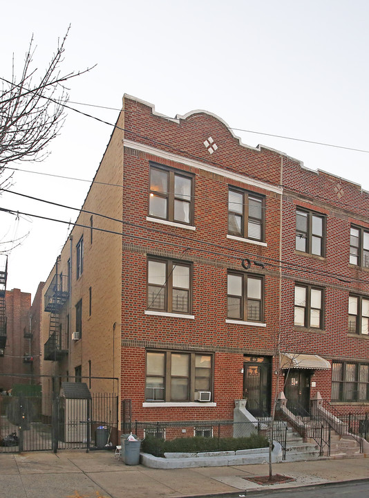 336 Starr St in Brooklyn, NY - Building Photo