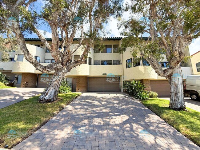 property at 7302 Alicante Rd