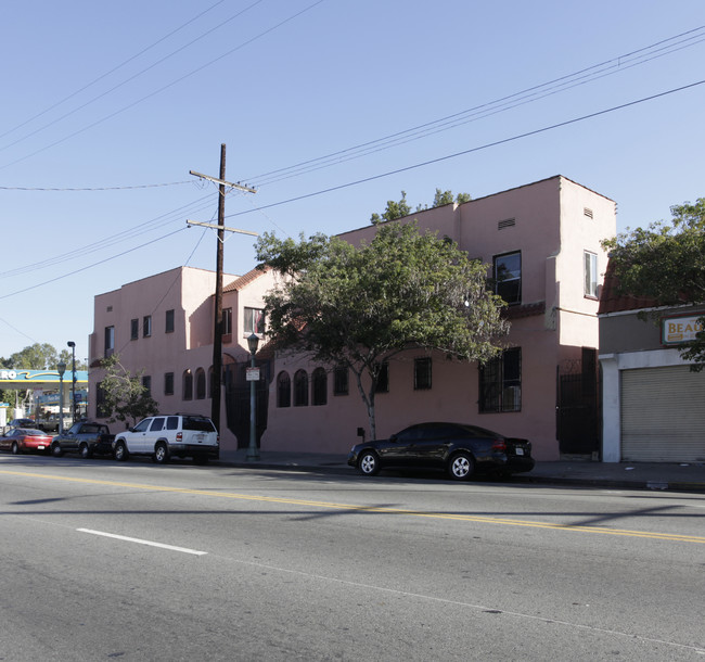 906-912 N Virgil Ave in Los Angeles, CA - Building Photo - Building Photo