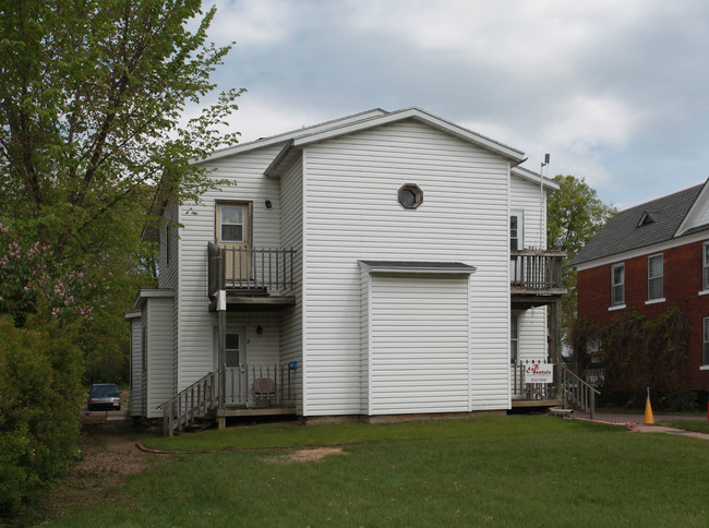 656 Galloway St in Eau Claire, WI - Building Photo - Building Photo