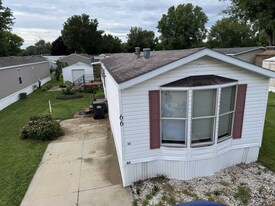 2100 S.Scott Blvd #66 Unit 66 in Iowa City, IA - Building Photo