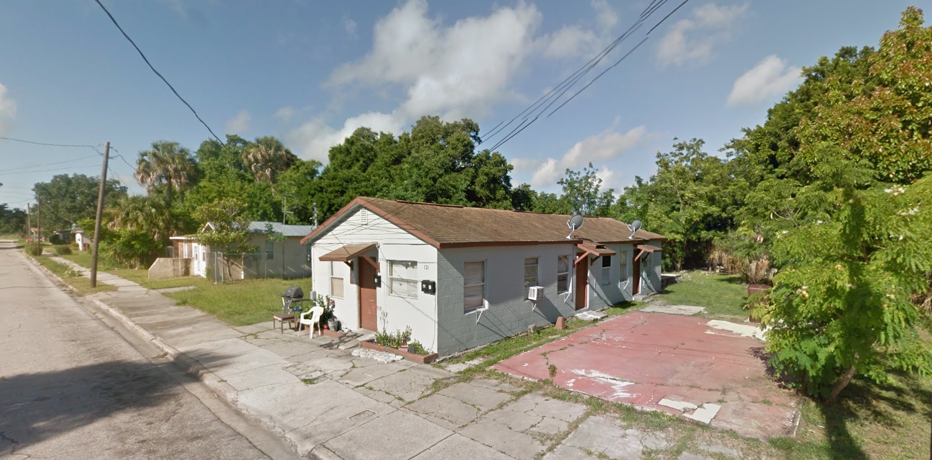 131 B St in Lake Wales, FL - Foto de edificio