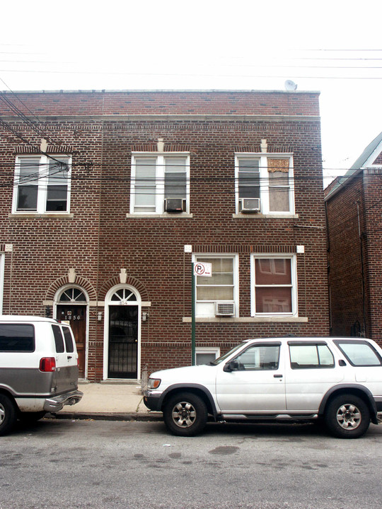 1854 Colden Ave in Bronx, NY - Foto de edificio