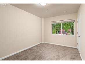 2834 SW Tranquility Terrace in Beaverton, OR - Building Photo - Building Photo