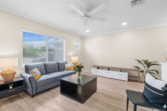1541 NE 15th Ave in Fort Lauderdale, FL - Building Photo - Building Photo