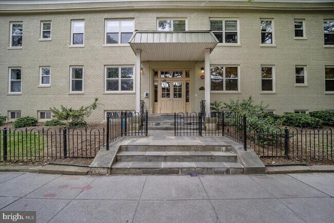 property at 1300 Taylor St NW