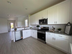 15190 Cyn Rpds Rd in Conroe, TX - Building Photo - Building Photo