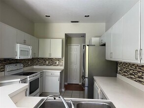 1788 Wood Haven St in Tarpon Springs, FL - Building Photo - Building Photo