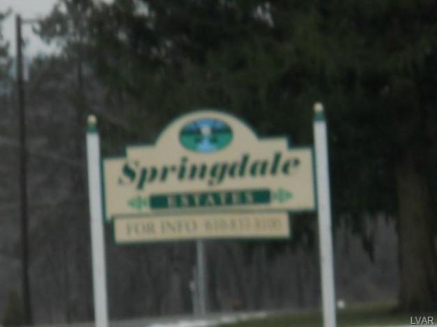 Springdale Garden Townhomes in Lehighton, PA - Building Photo - Building Photo