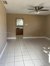 XXX30 SW 21st St in Miami, FL - Building Photo - Building Photo