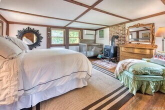 7635 Main Bayview Rd in Southold, NY - Building Photo - Building Photo