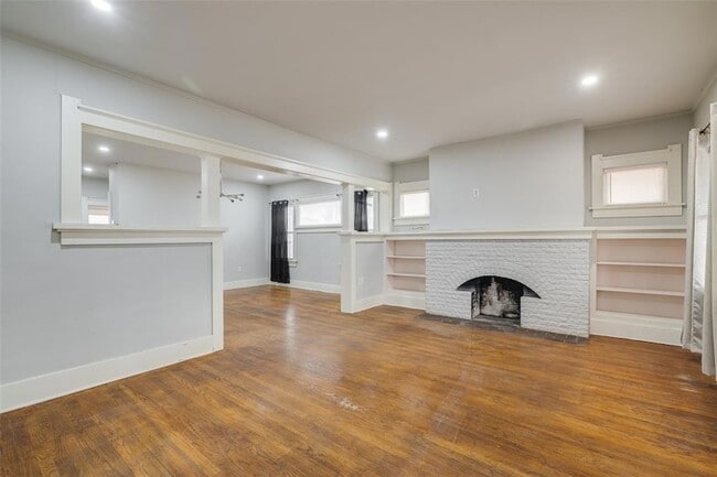 property at 726 NW 24th St