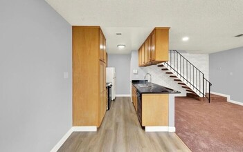 2212 Lemontree Way in Antioch, CA - Building Photo - Building Photo