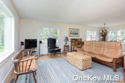 20 Clairedale Dr in Hampton Bays, NY - Building Photo - Building Photo