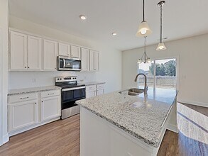 4034 Birchfield Pl in Antioch, TN - Foto de edificio - Building Photo