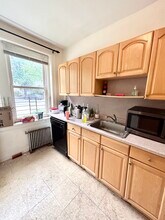 237 Freeman St in Brookline, MA - Building Photo - Building Photo