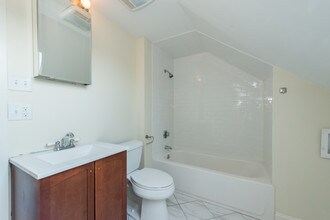 31 Champney St, Unit 2 in Boston, MA - Building Photo - Building Photo