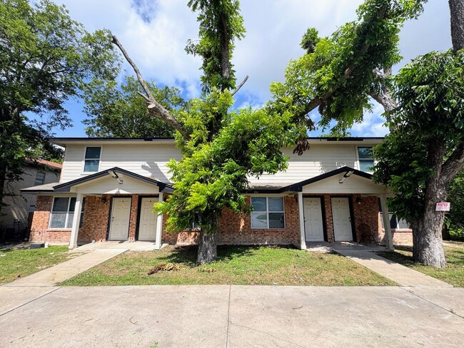 206 Veterans Ave