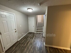 30 Leah Ct in Hamilton, OH - Building Photo - Building Photo